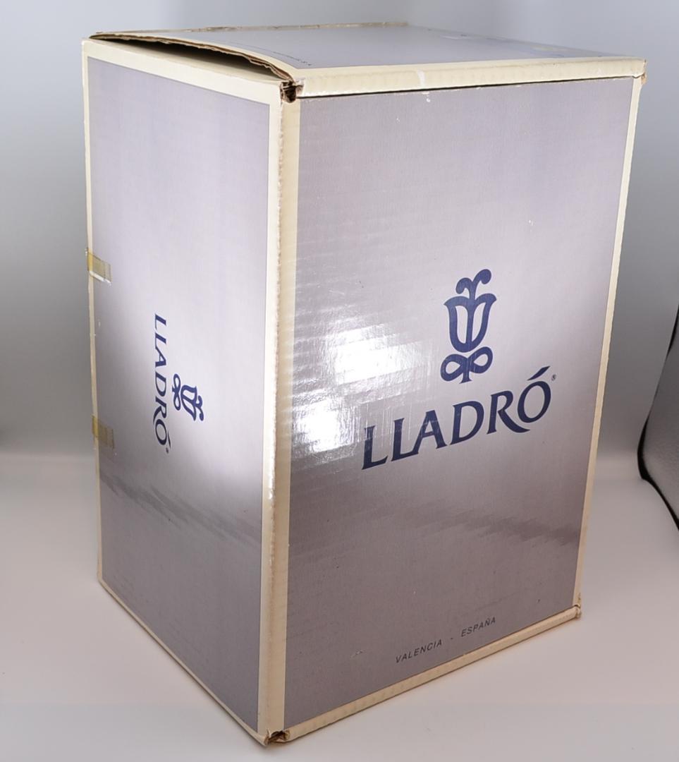 存在感のあるバレリーナ　＃6323　★リヤドロ　スペイン　ポーセリン　絶版・箱付