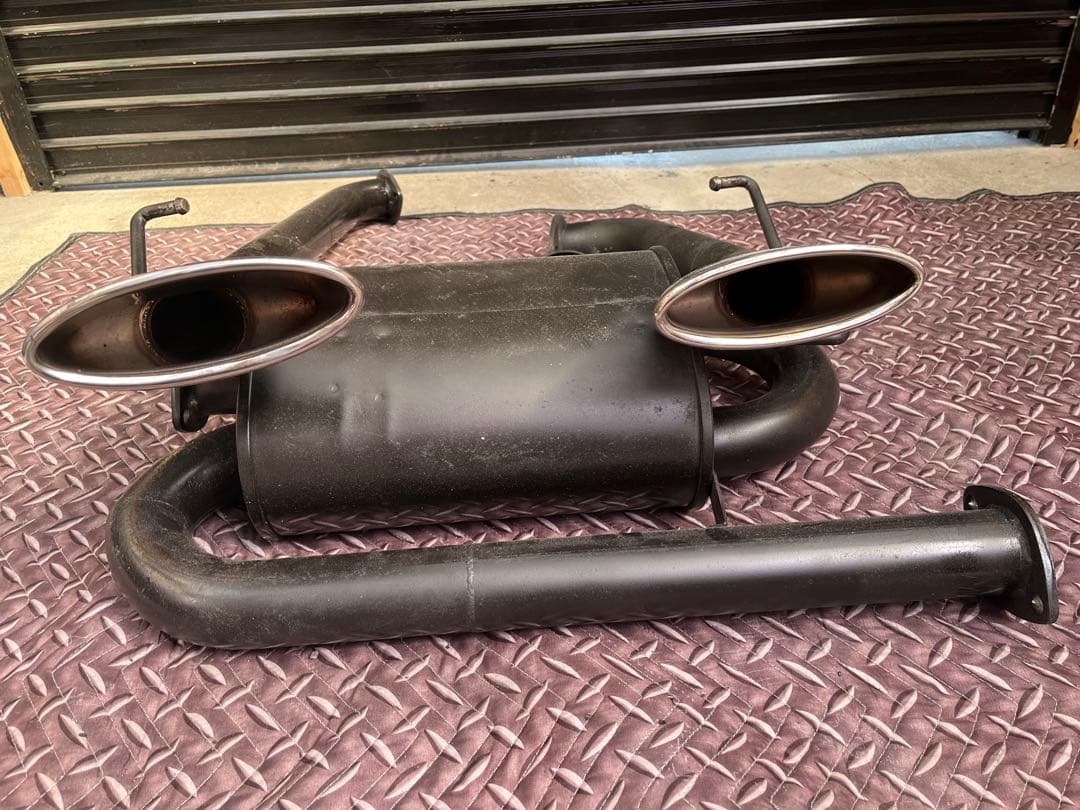 かのん専用ノア70系　ヴォクシー70系　ワンオフマフラー2本出しオーバルマフラー