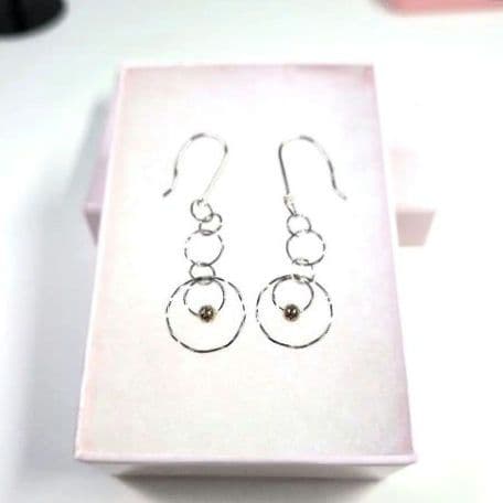 K18wgデザインPC １８金ホワイト地金ピアス　自分へのご褒美！