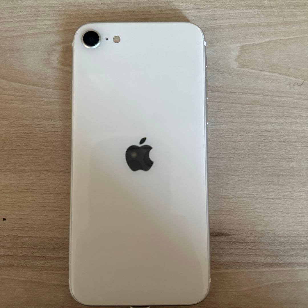 iPhone se 第二世代　ホワイト