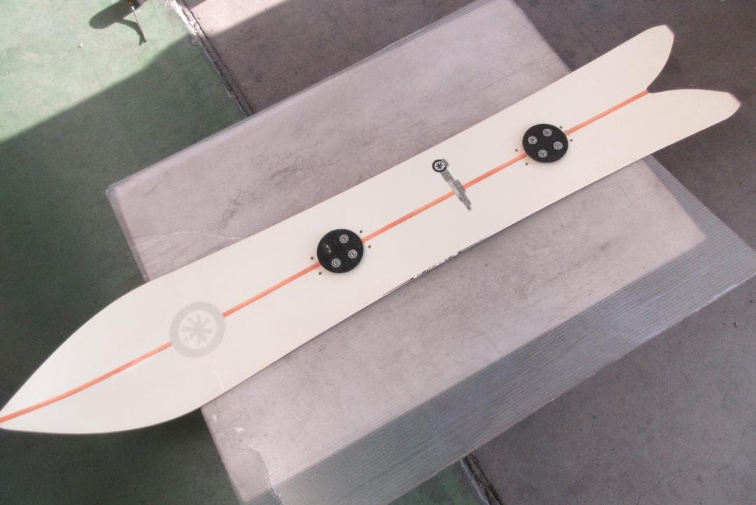 O.SIN 4807 168 ツインテール スノーボード *1010