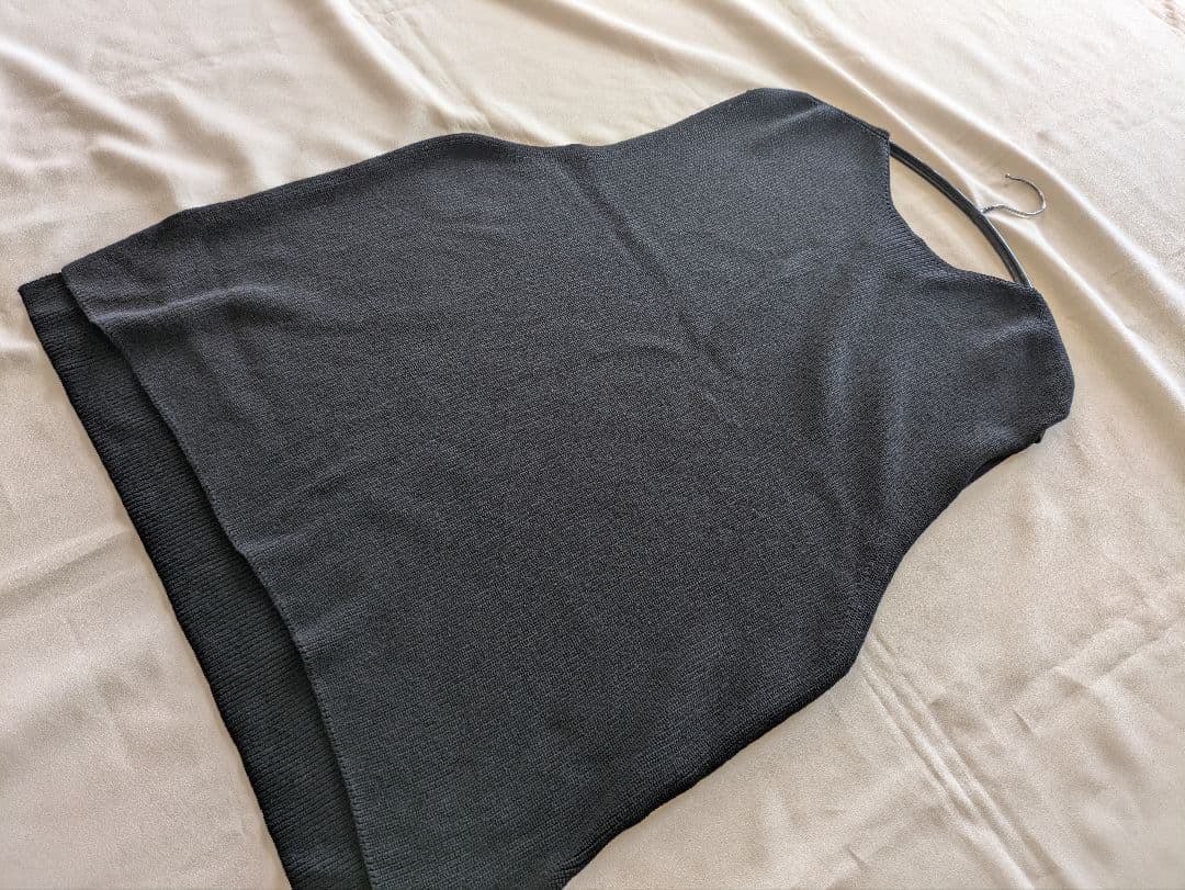 2025ss かぐれ　ドライコットンニットベスト　ブラック