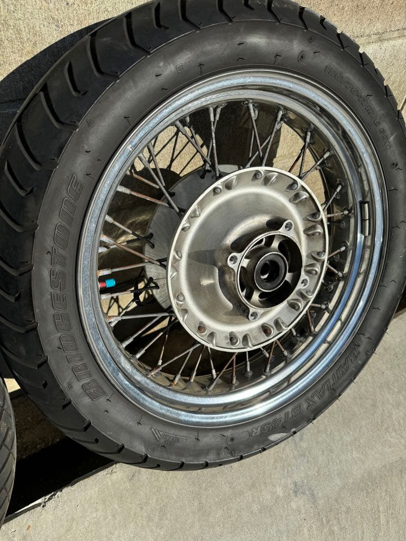 【skmtkznr】 ゼファー750RS 純正 スポーク ホイール