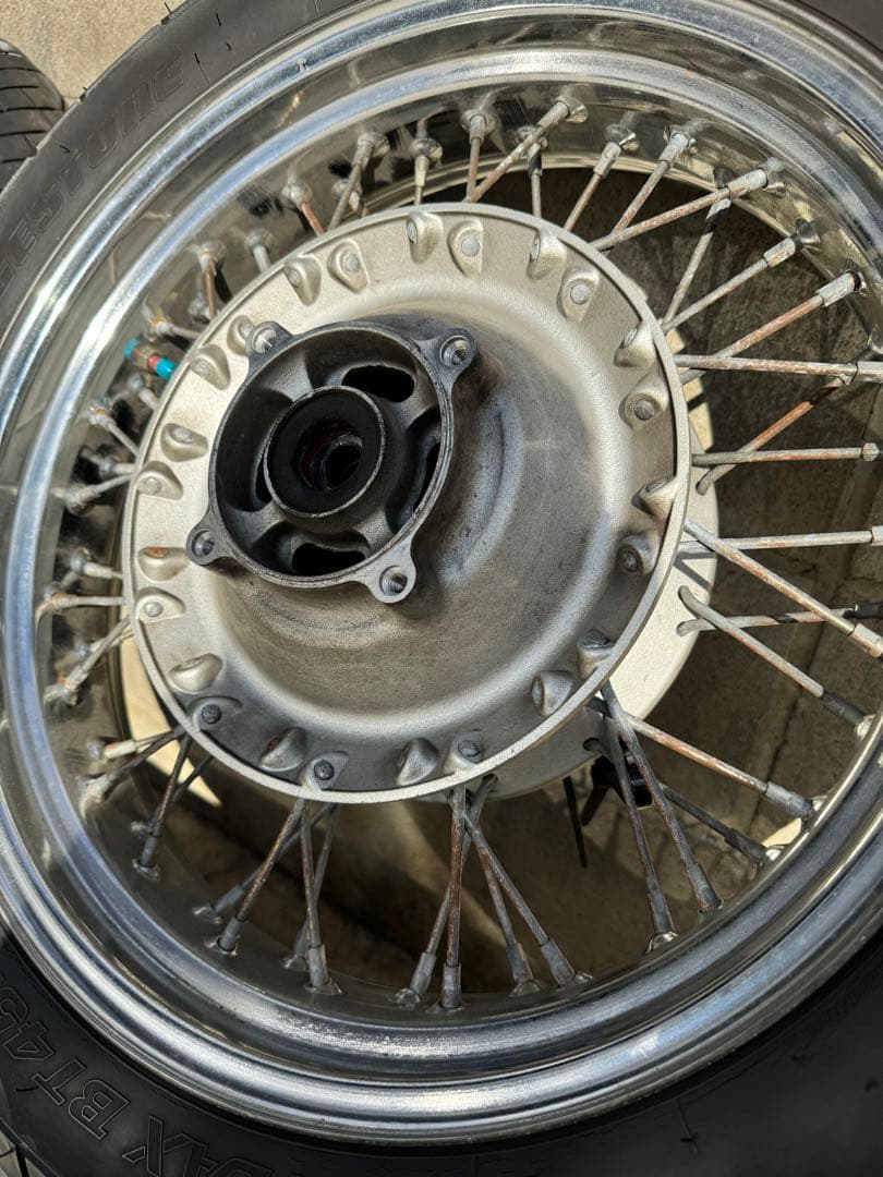 【skmtkznr】 ゼファー750RS 純正 スポーク ホイール