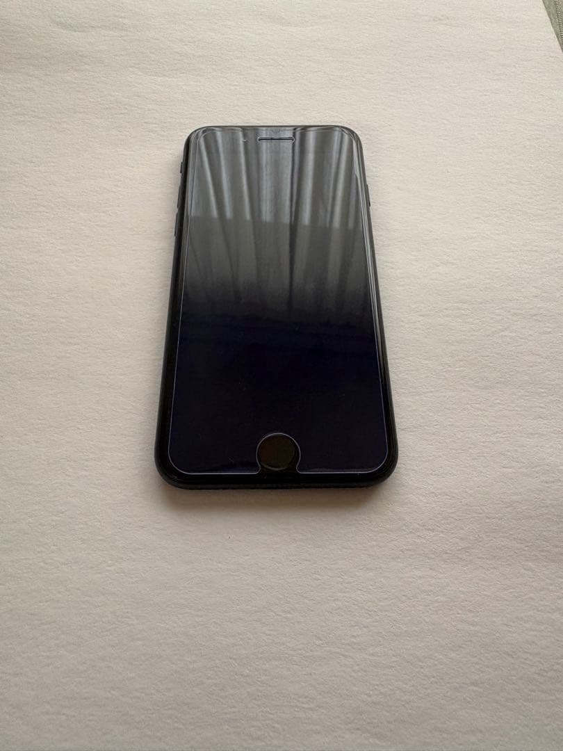 iPhoneSE(第三世代) 64GB