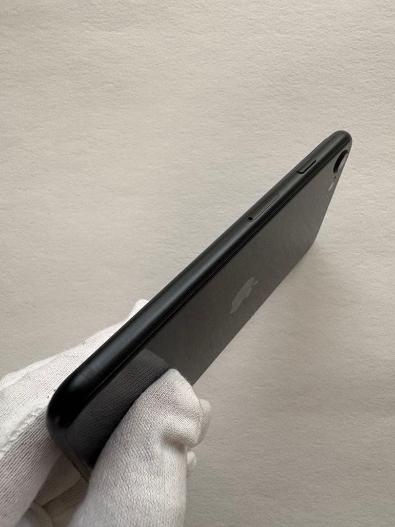 iPhoneSE(第三世代) 64GB