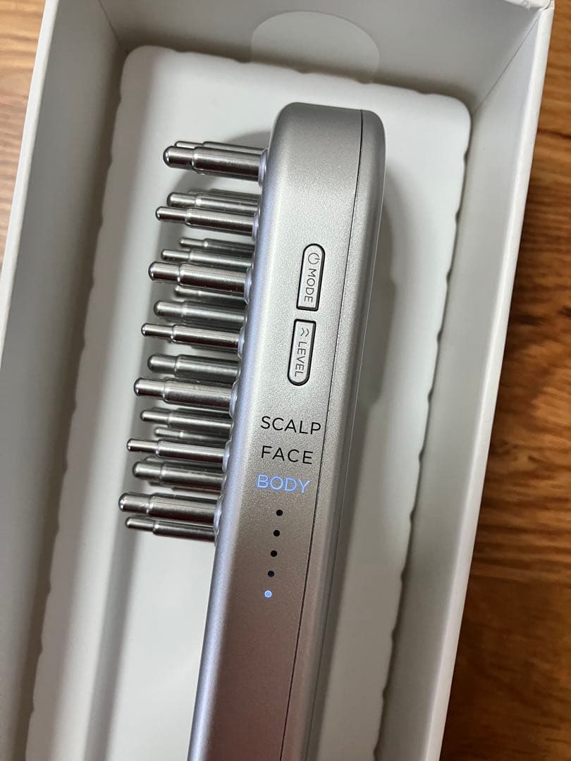 【極美品】SALONIA サロニア EMS リフトブラシ 電気ブラシ 美顔器