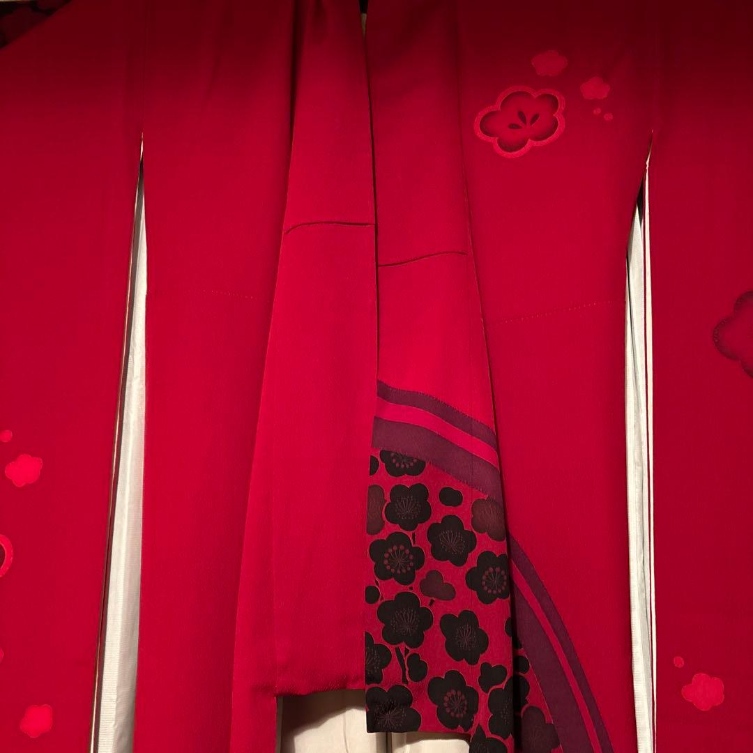 赤い花柄の振袖　小物付き４点セット