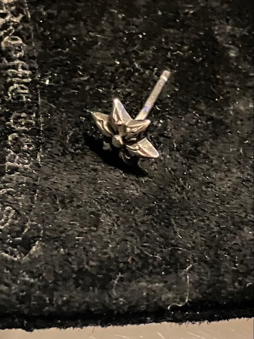 クロムハーツ　スターピアス(片耳用)