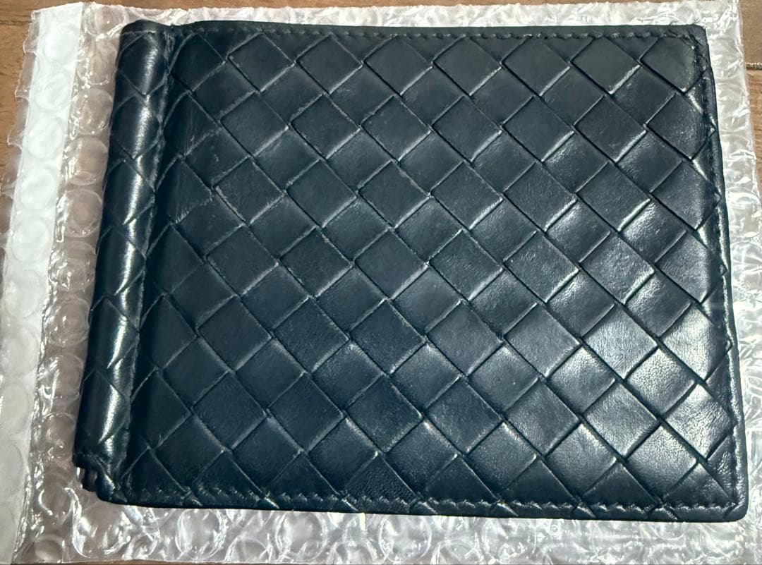 【BOTTEGAVENETA ボッテガヴェネタ】 マネークリップ　財布　黒