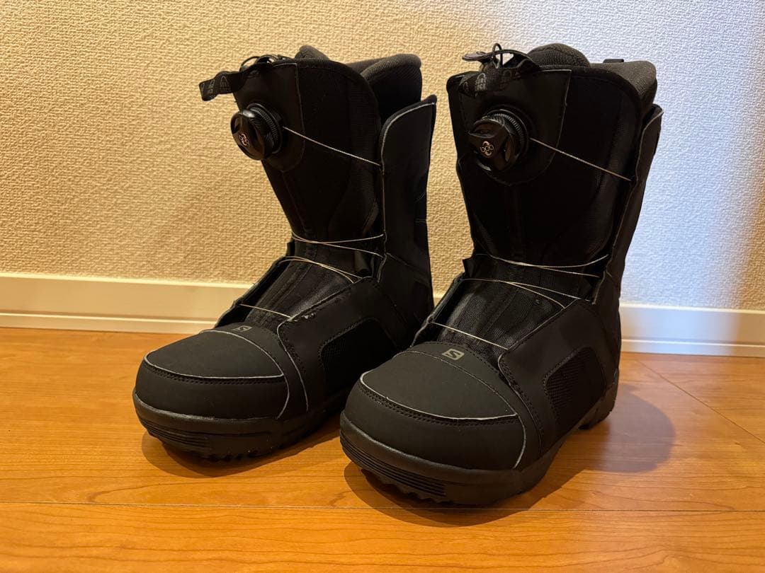 スノーボードセット　【ボード、バインディング、ブーツ、ケース】
