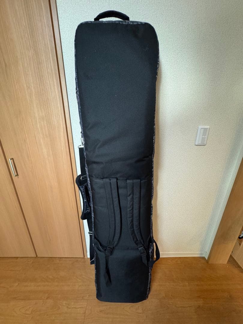 スノーボードセット　【ボード、バインディング、ブーツ、ケース】