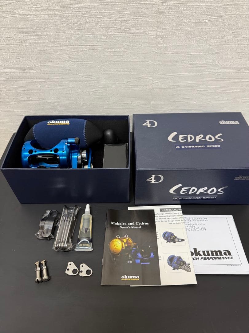 オクマ　両軸リール　（セドロス）