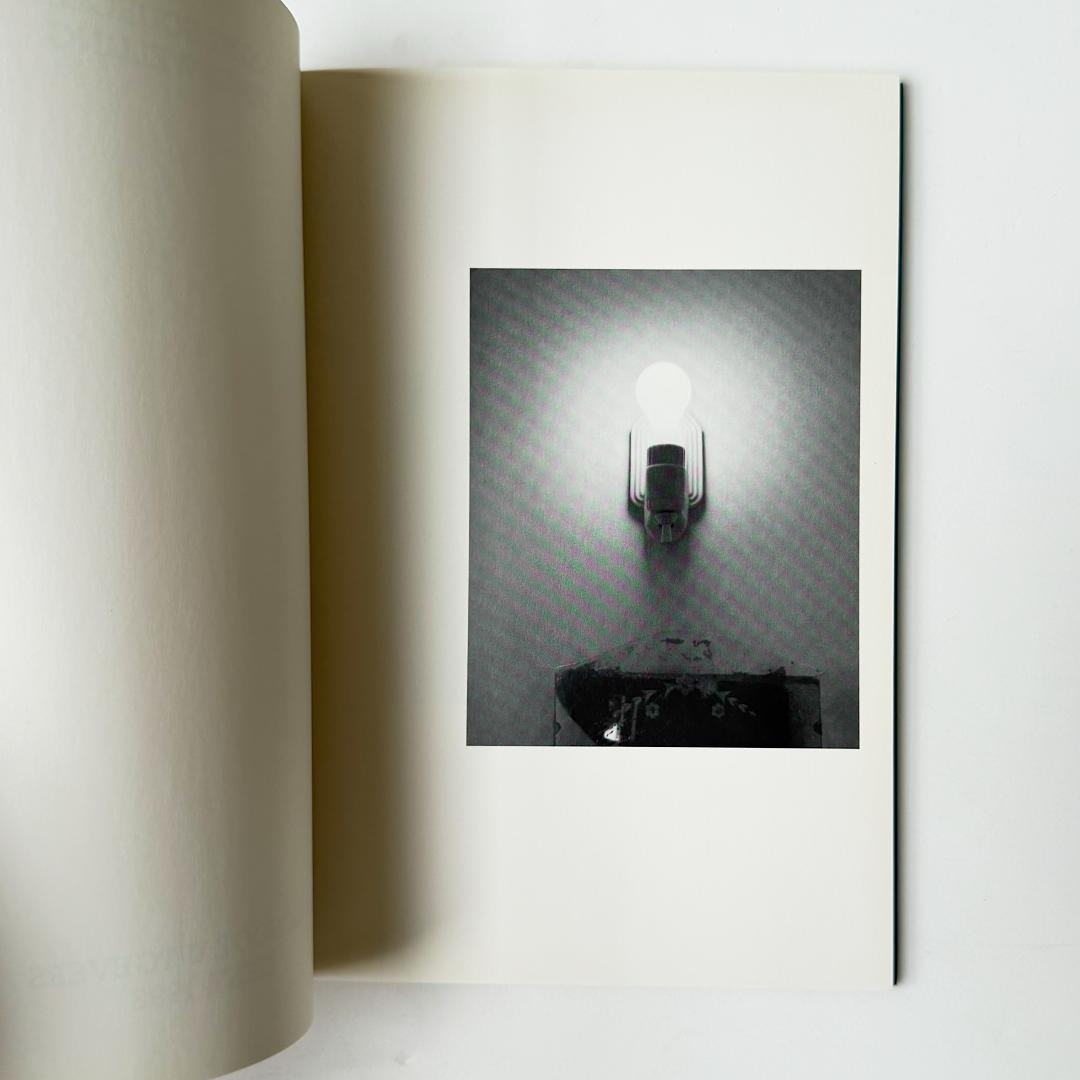 アート・デザイン・音楽 LIGHT SOURCES by JAMES WELLING