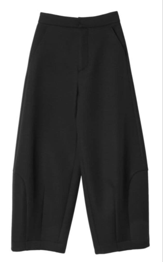 UN3D. アーチコクーンパンツ　38 黒