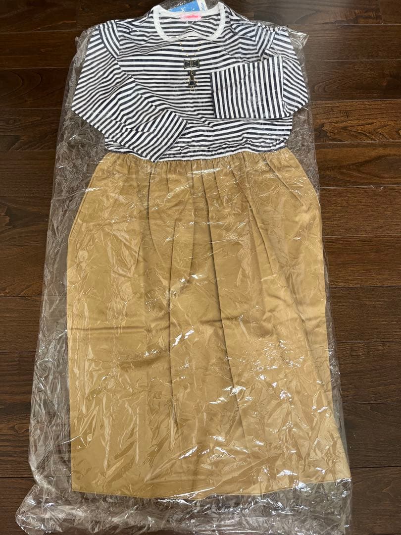 ファミリア　新品未使用　7分袖ワンピース　サイズ160cm