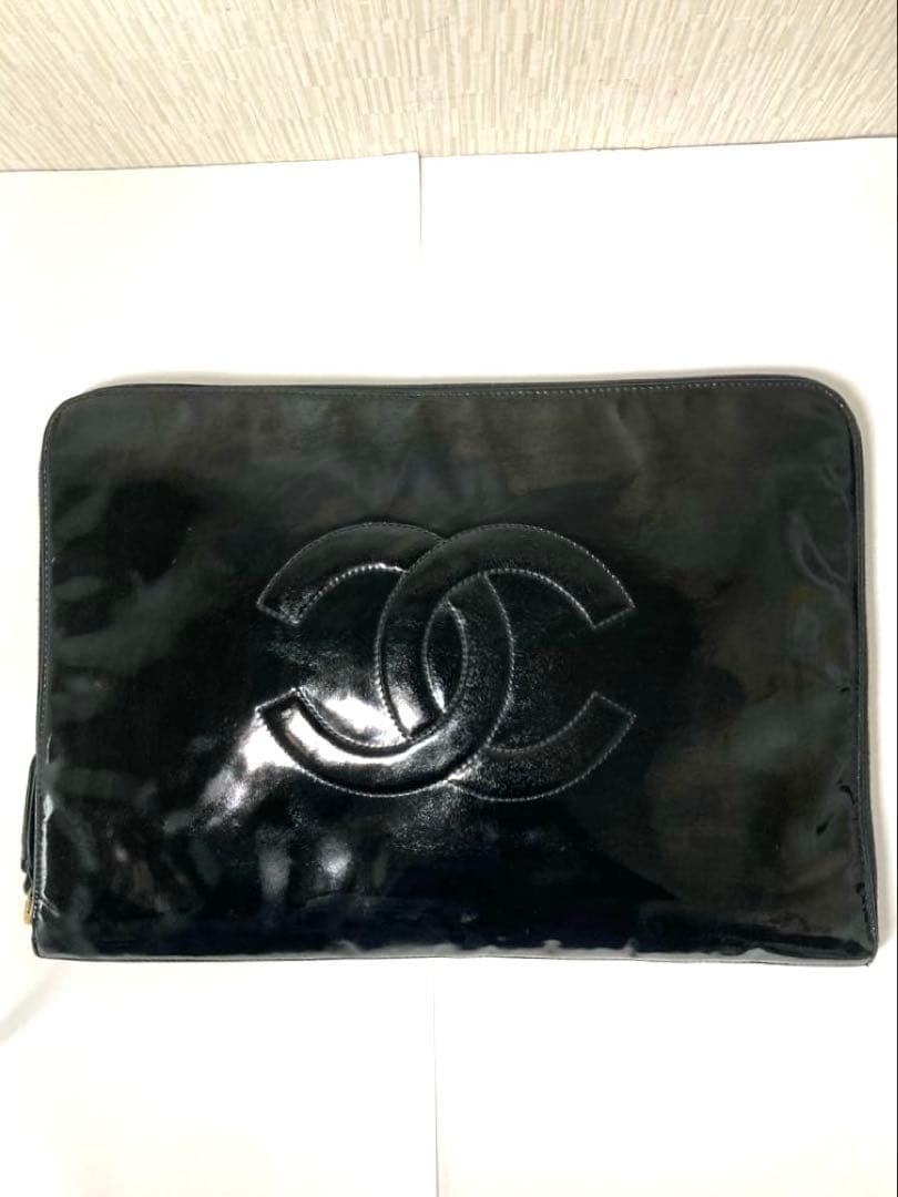シャネル　ココマーク　パテントレザー　クラッチバッグ　ハンドバック　ブラック