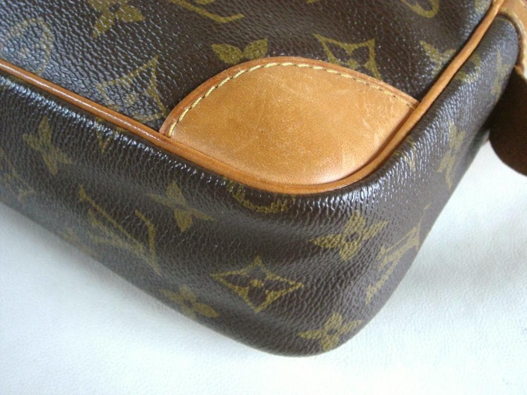 LOUIS VUITTON ルイヴィトン コンピエーニュ28 セカンドバッグ