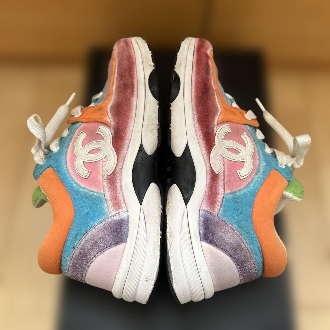 CHANEL マルチカラー スニーカー