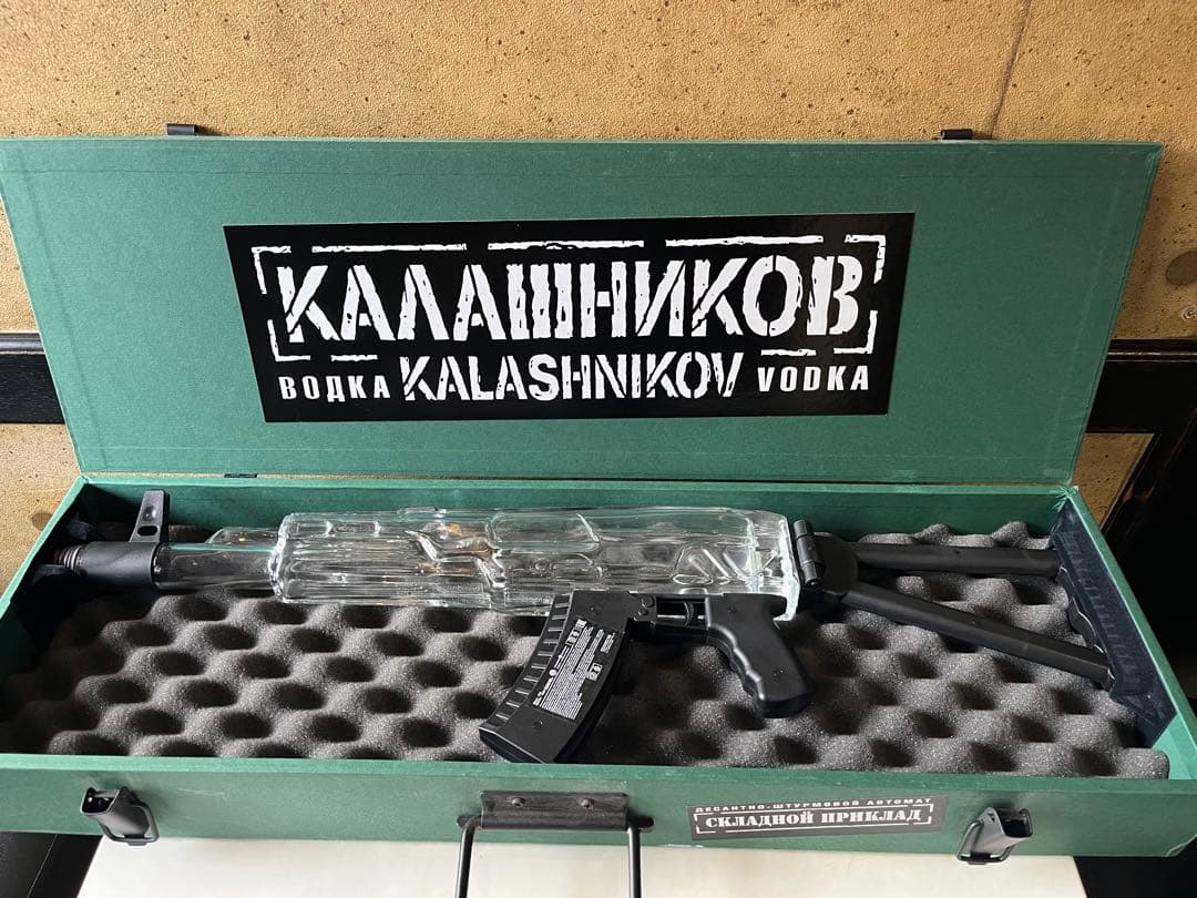 ラドガジャパン　カラシニコフウォッカ　空ビン