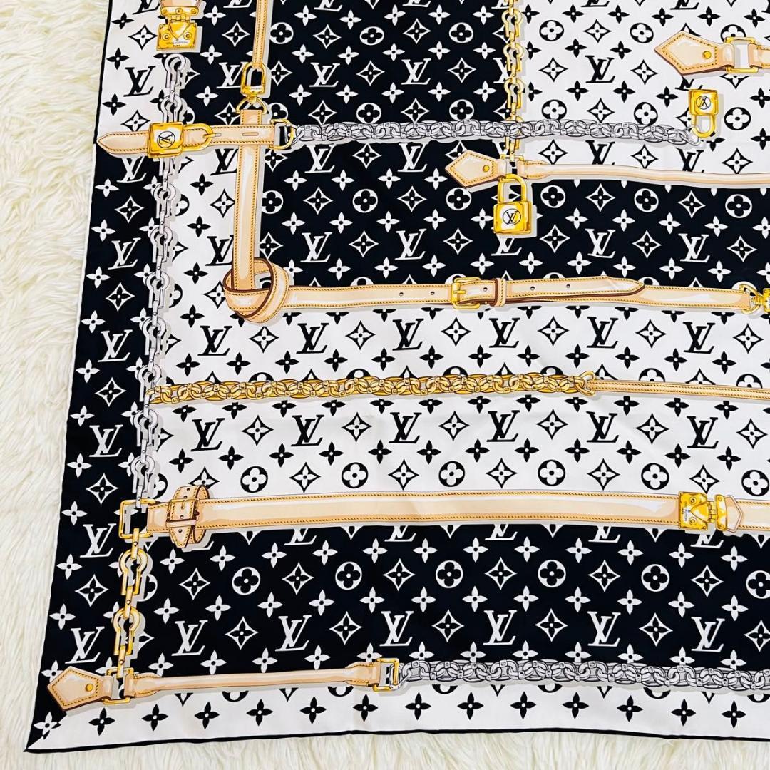 ルイヴィトン カレ　モノグラム　コンフィデンシャル スカーフ ブラック　ホワイト