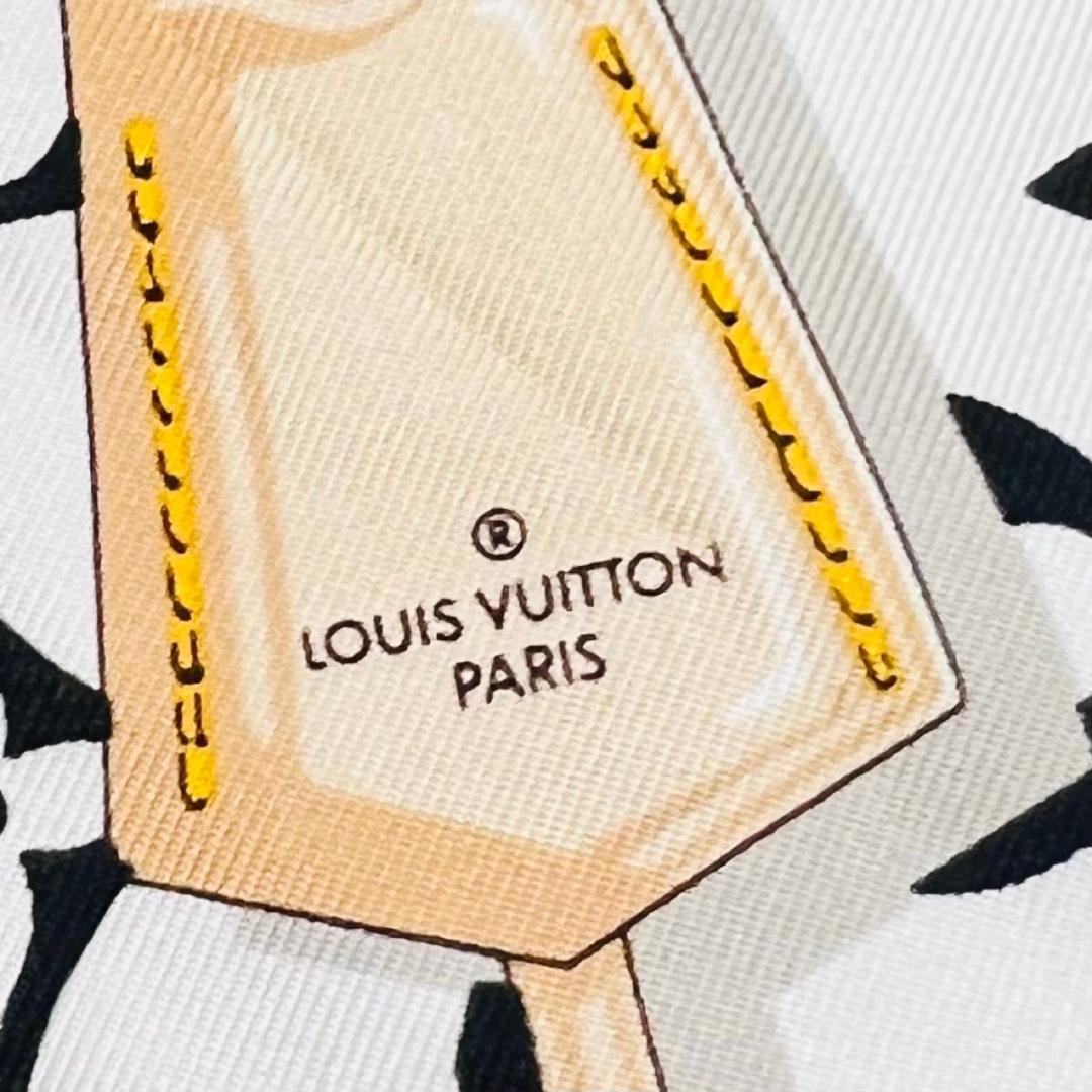 ルイヴィトン カレ　モノグラム　コンフィデンシャル スカーフ ブラック　ホワイト