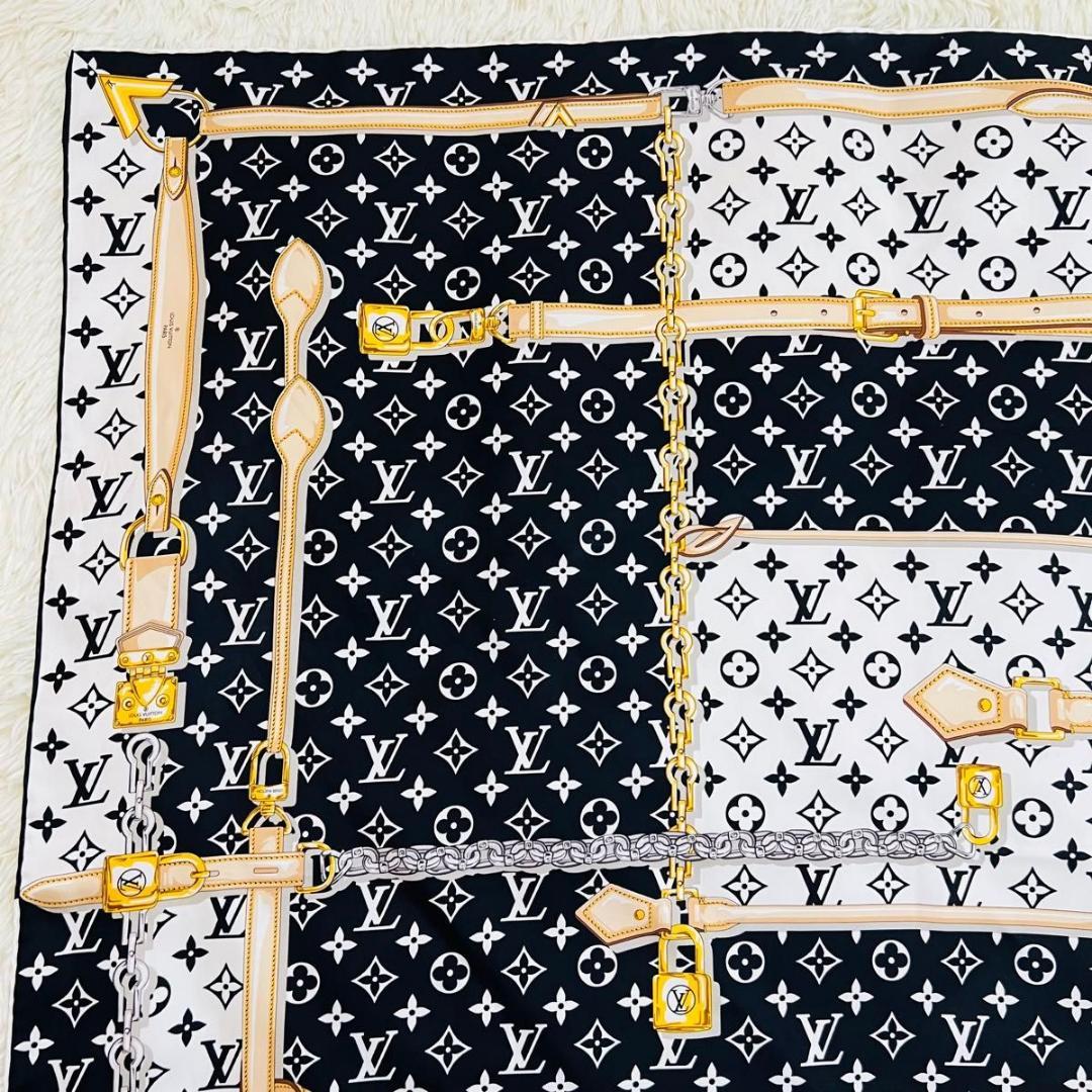 ルイヴィトン カレ　モノグラム　コンフィデンシャル スカーフ ブラック　ホワイト