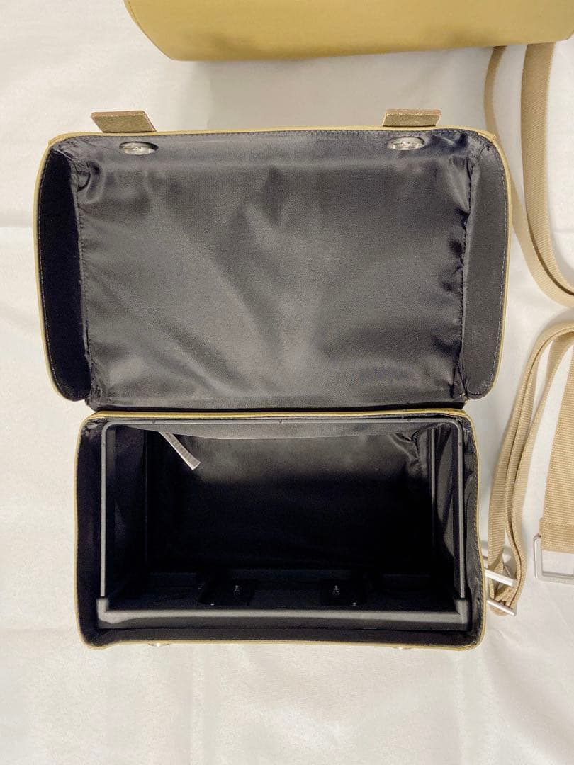 ち*ゃ様 BROOKS カーキ サドルバッグ