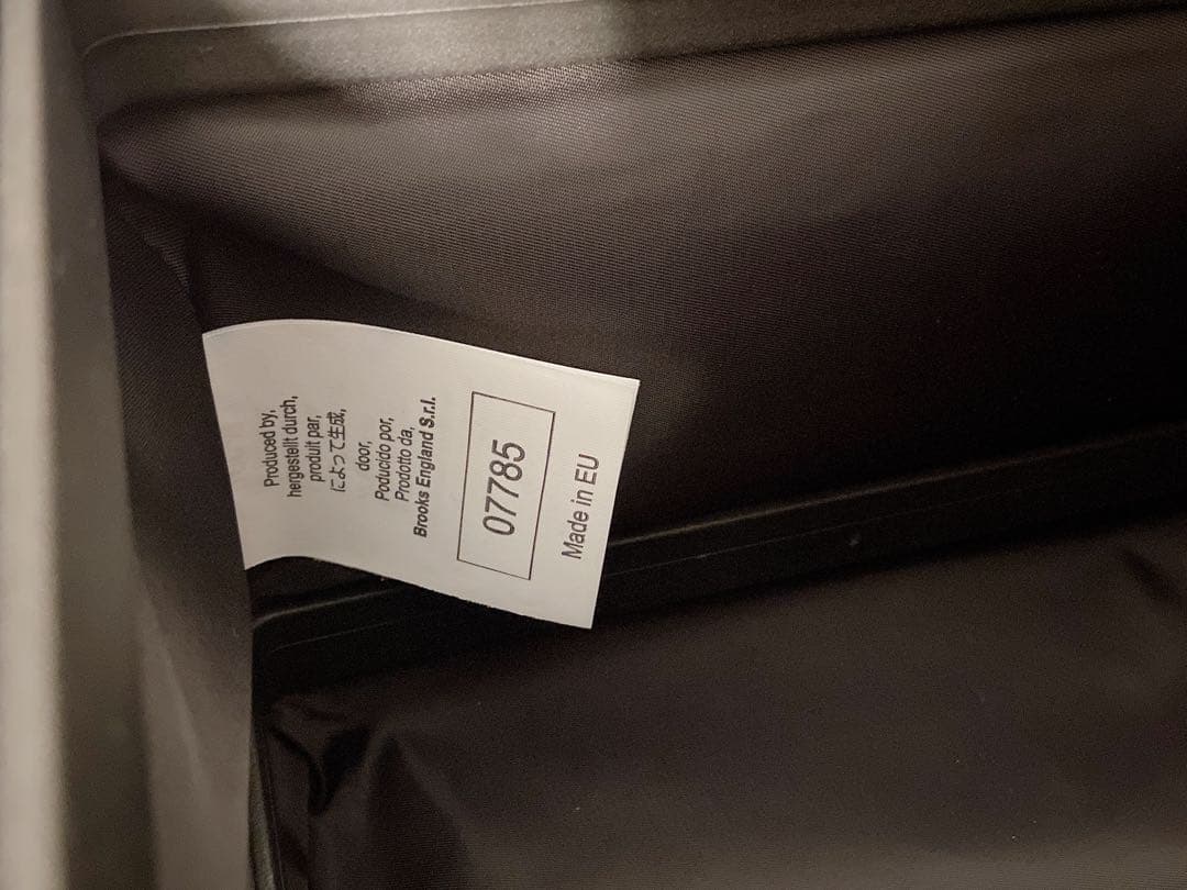 ち*ゃ様 BROOKS カーキ サドルバッグ