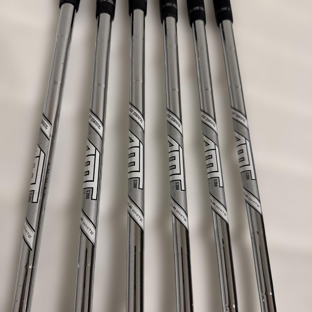 タイトリスト 718MB AMT WHITE s200