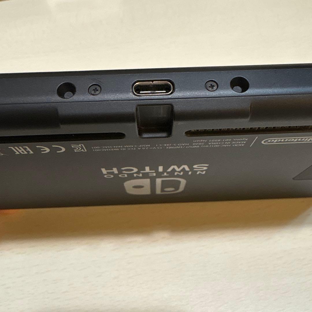 【美品】Nintendo Switch本体 SDカード、Joy-Conカバー付き