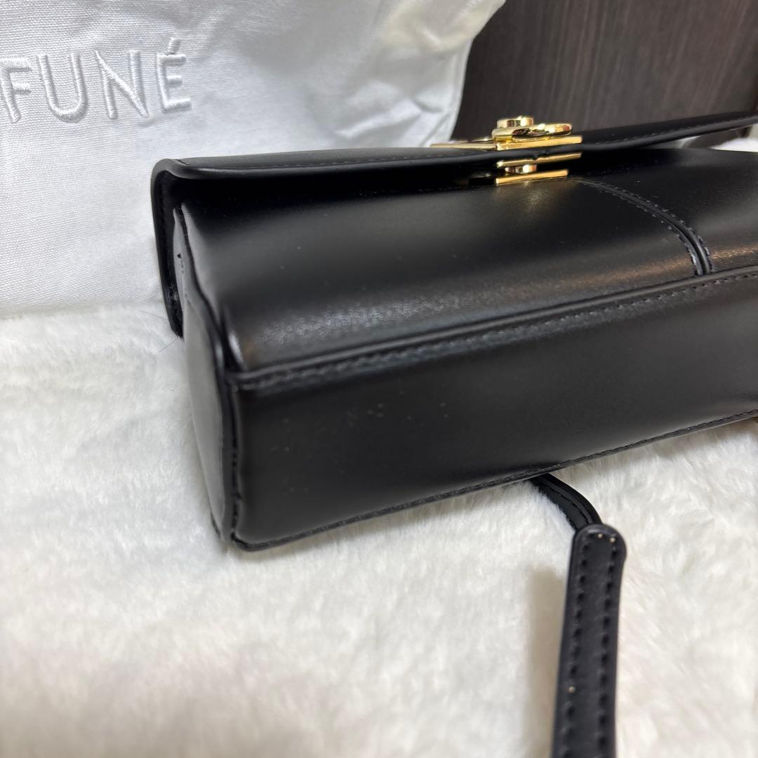 カフネ　ミディアムスタンス　スタンスウォレット　ブラック