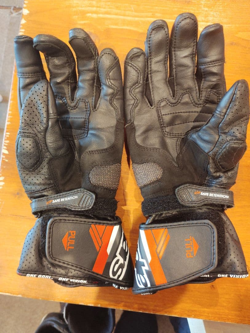 アルパインスターズ　レーシングブーツ＆グローブセット