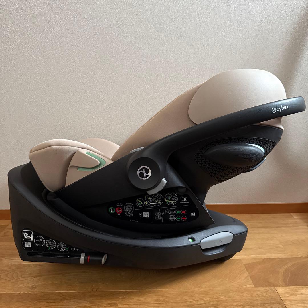 【Carson st.r*さま専用】Cybex チャイルドシート