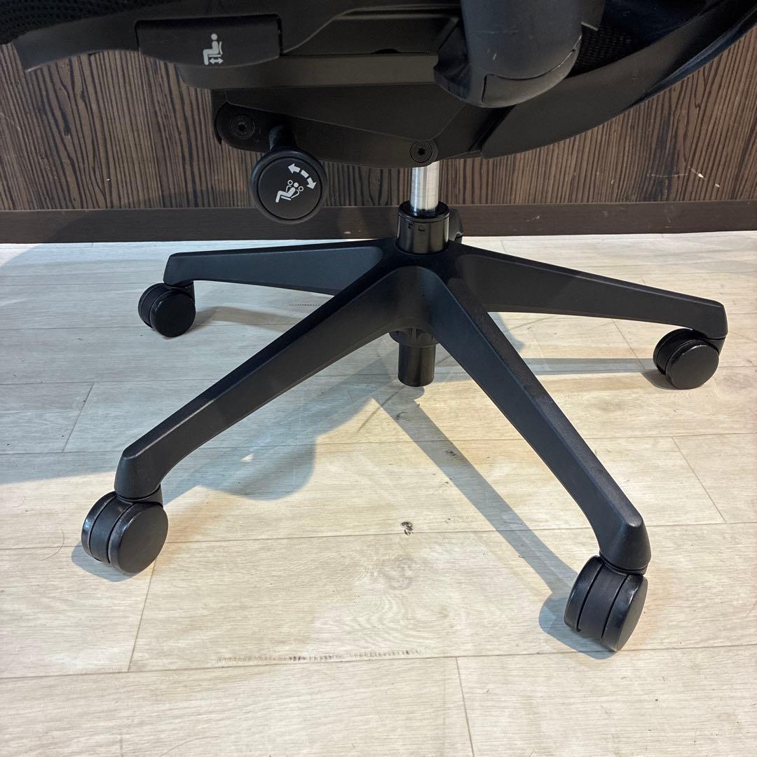 オカムラ　Sylphy(シルフィー)C686XR-FMP1 オフィスチェア