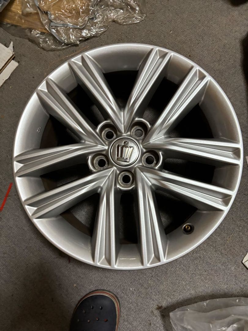 21クラウンアスリート 純正ホイール17インチ 本日限定