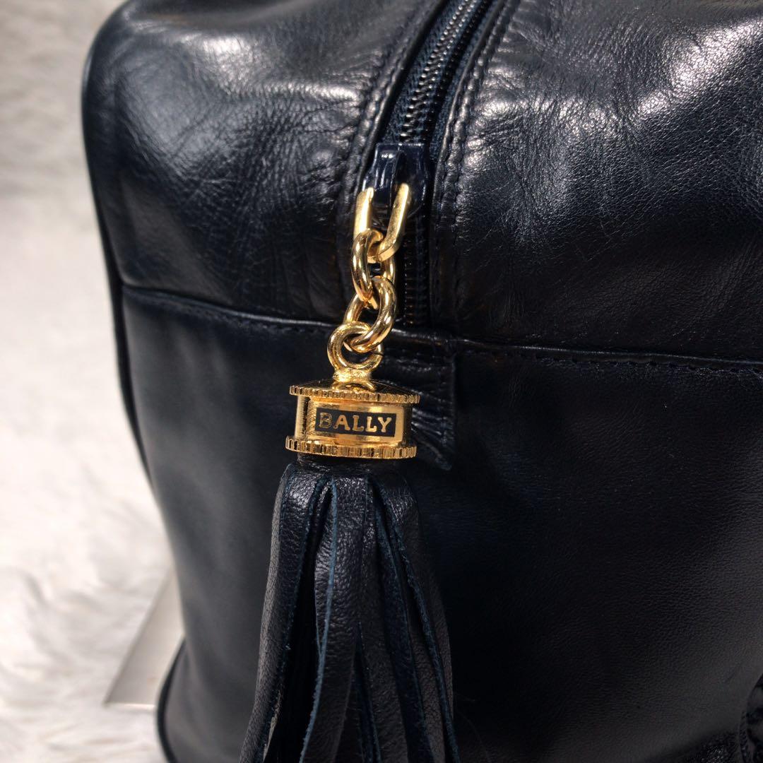BALLY バリー レザー キルティング タッセル ショルダーバッグ ネイビー