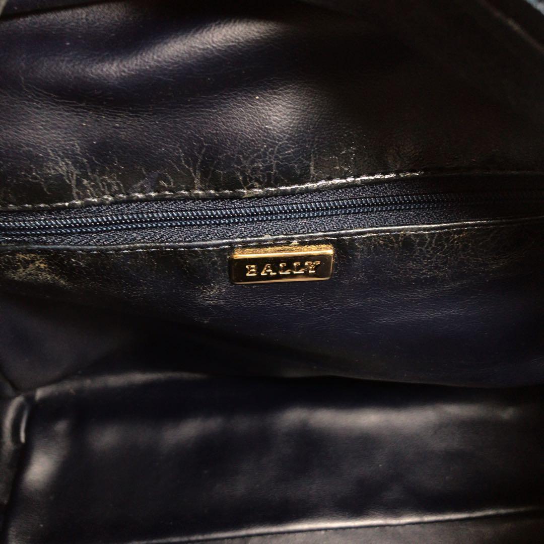 BALLY バリー レザー キルティング タッセル ショルダーバッグ ネイビー