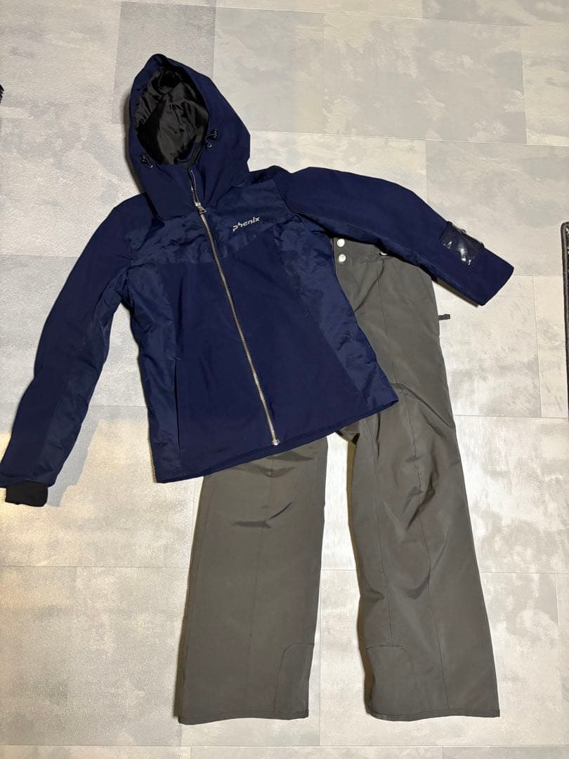 【phenix】 スキーウェア 上下セット レディース Sサイズ