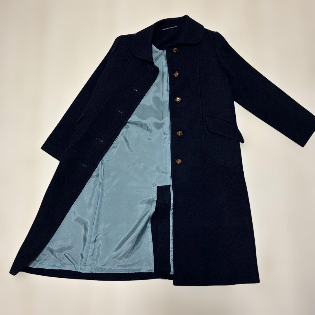 【最終価格】新品未使用　みなとのてんらんかい　ネイビー ボタン付き ロングコート