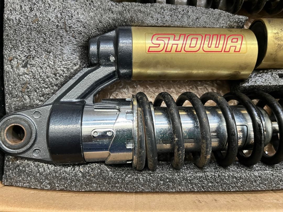 バリオスII バリオス2 ZR250B リアサスペンション　ゼファーzrx400