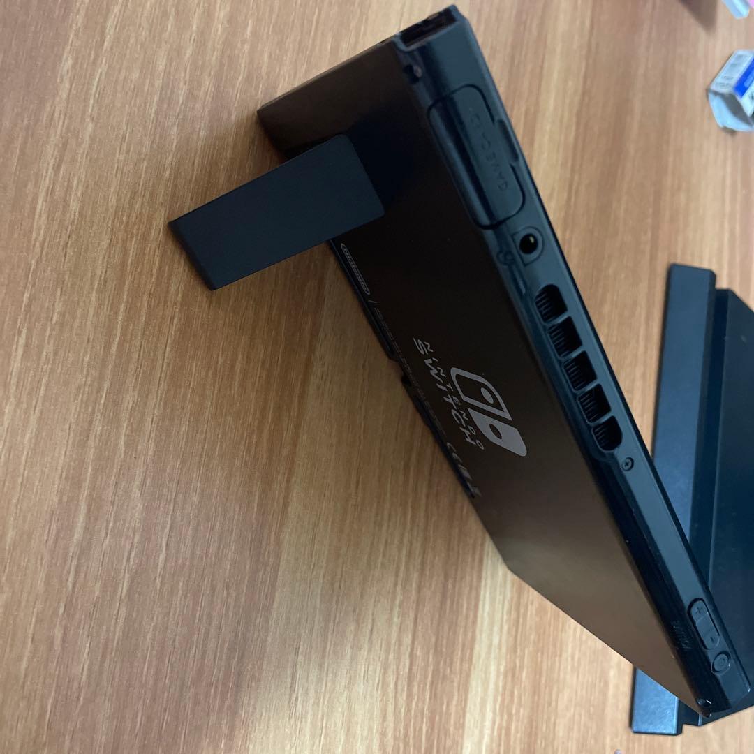 任天堂Switch 旧型  液晶のみ