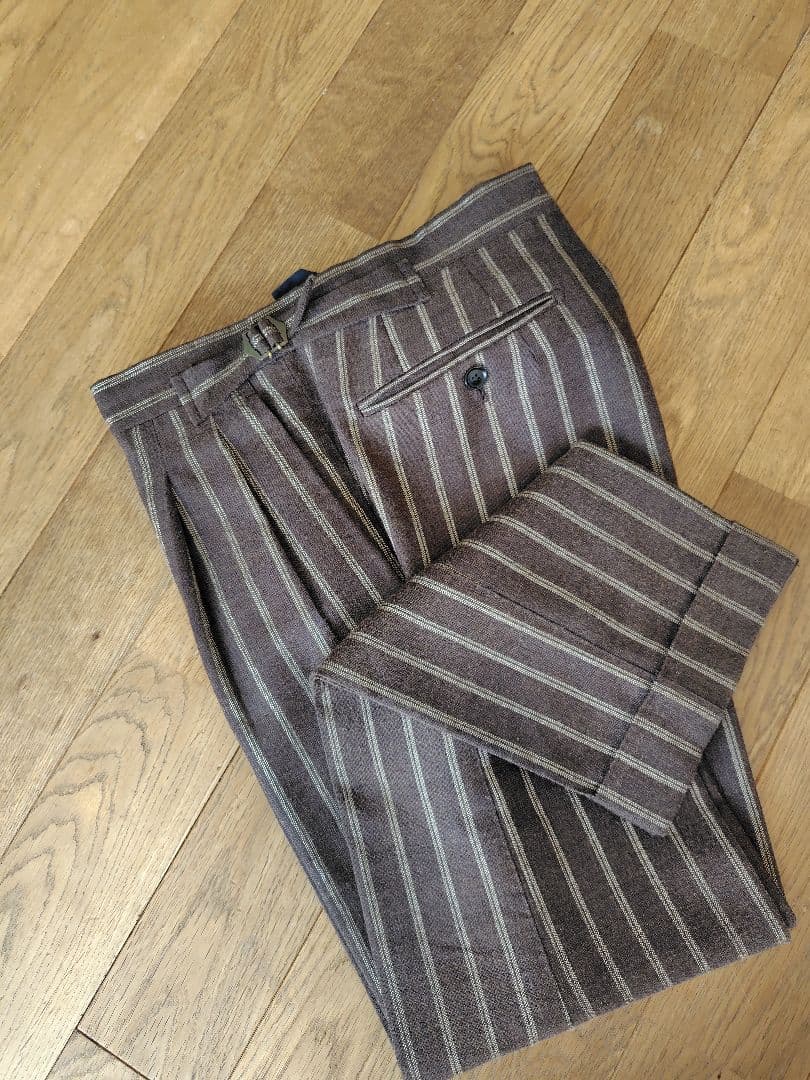 ZERBINOオーダースーツタブルブラウンストライプ