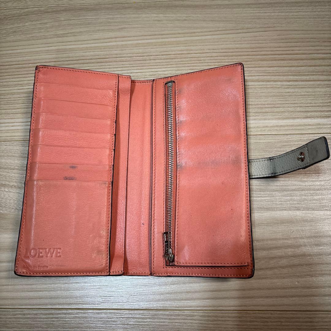 LOEWE ベージュ レザー 長財布