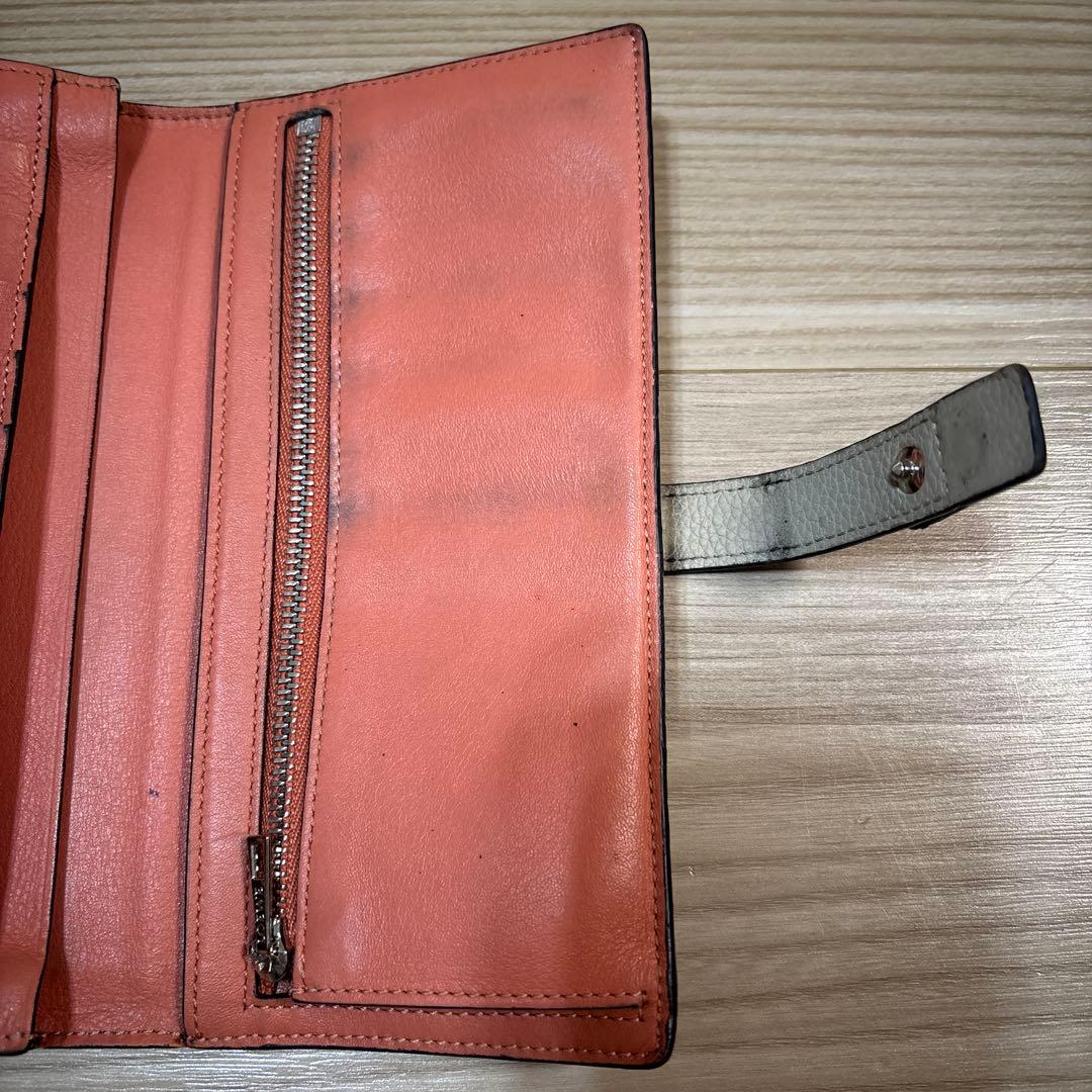 LOEWE ベージュ レザー 長財布