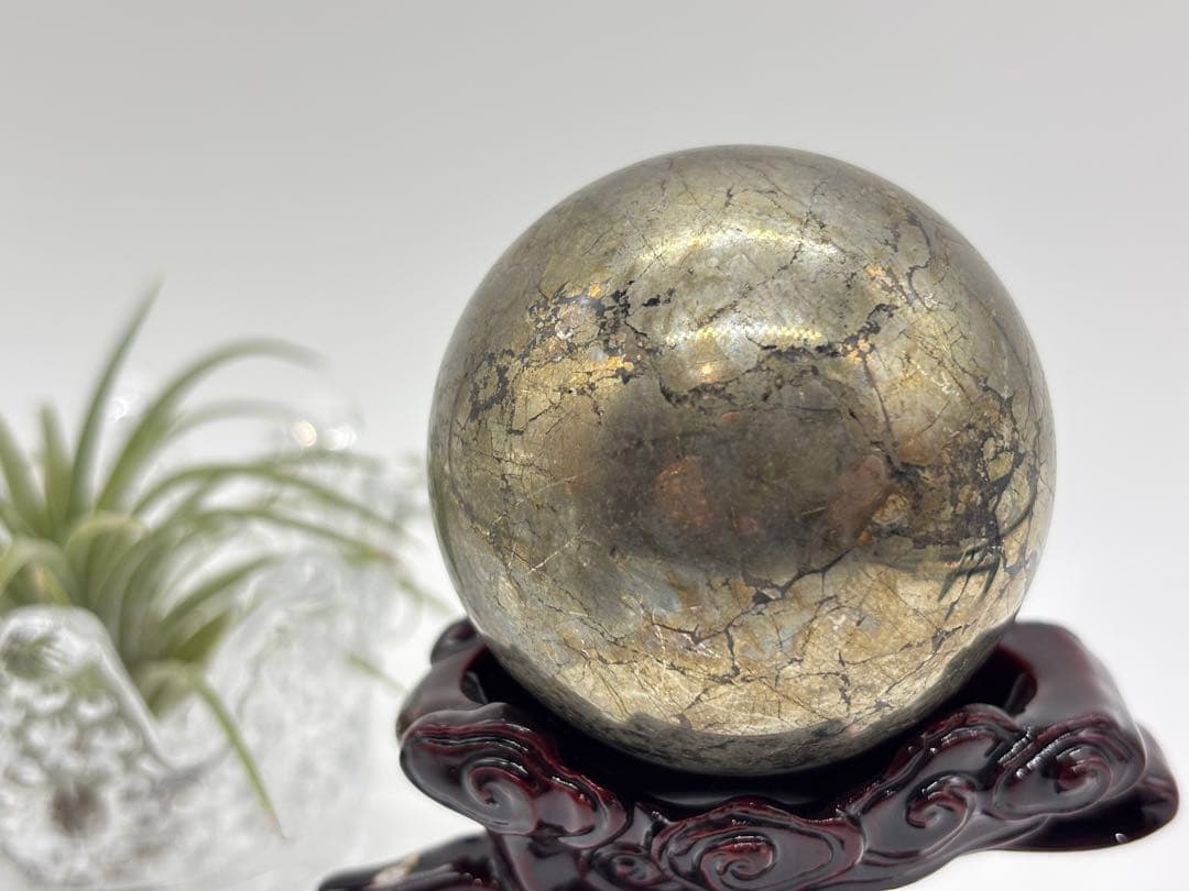天然石　パイライト置物　球体　スフィア　丸玉　特大　彫刻台座付き②