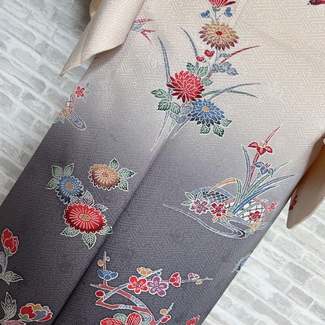 小紋のみ　型染め　紗綾形地紋　着物　P3