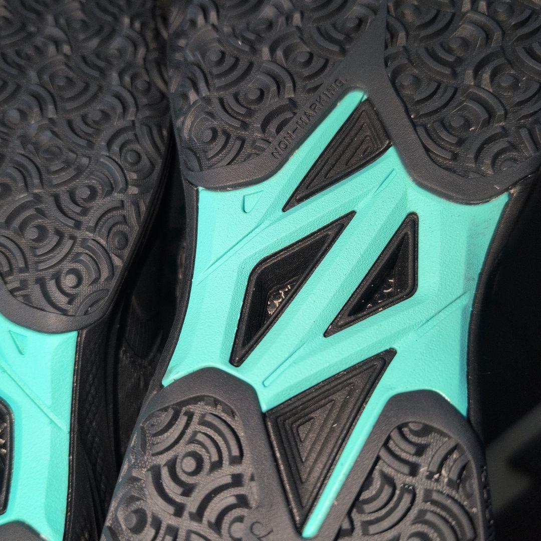 YONEX パワークッション　ソニケージワイド　 テニスシューズ 4E 黒