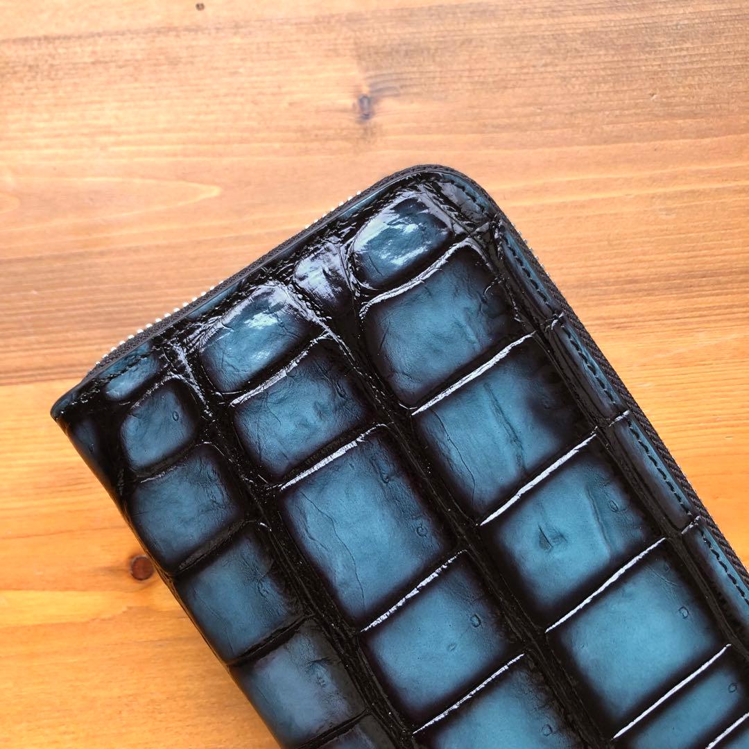か*か様 本物　クロコダイル　シャムワニ　 長財布 ワニ革 一枚革　水色　ターコ