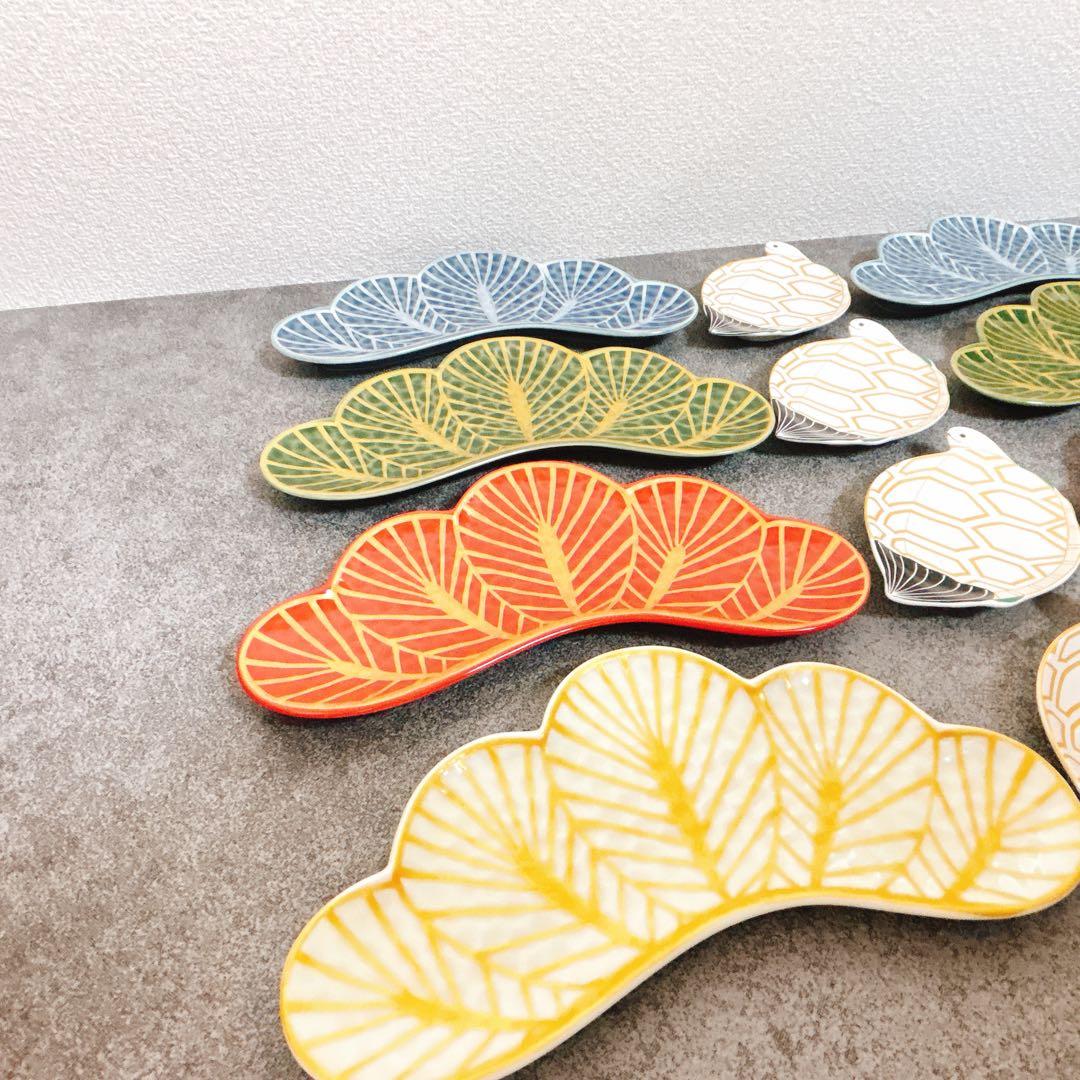 ６姉妹ママ様ご依頼錦金松葉形前菜皿　緑金白金　赤金　青銀　亀銘々皿　12点セット